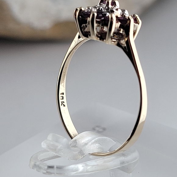 ❤️10k Size 6 Precious Solid Yellow Gold Rubies and Diamond Ring! 👌🎁 - Picture 7 of 13